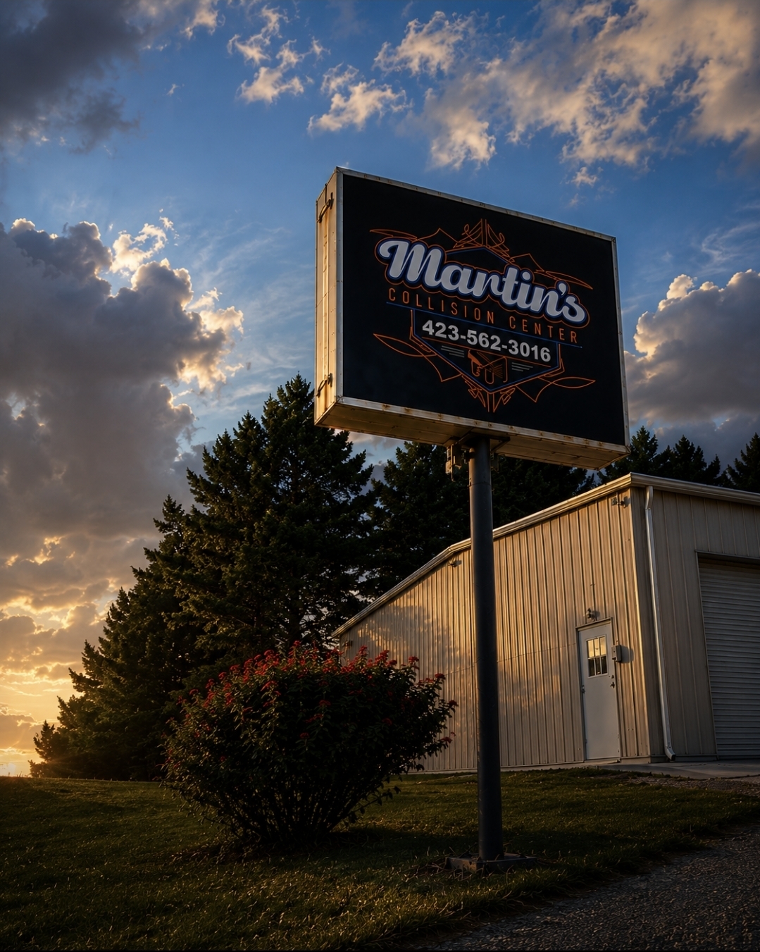 Martin's Collision Center — Jacksboro, Tennessee